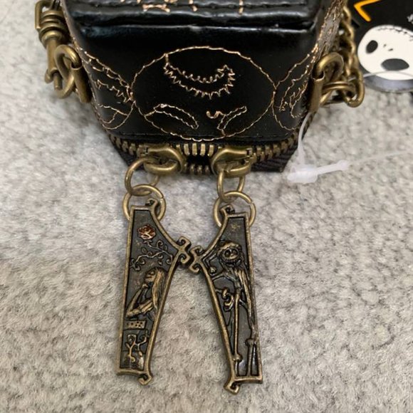 BRAND NEW Nightmare Before Christmas Coffin Bag - Picture 4 of 4